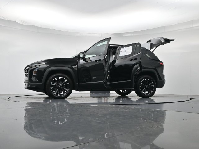 Used 2025 Chevrolet Equinox RS w/ Safety and Technology Package AWD/4WD image 57