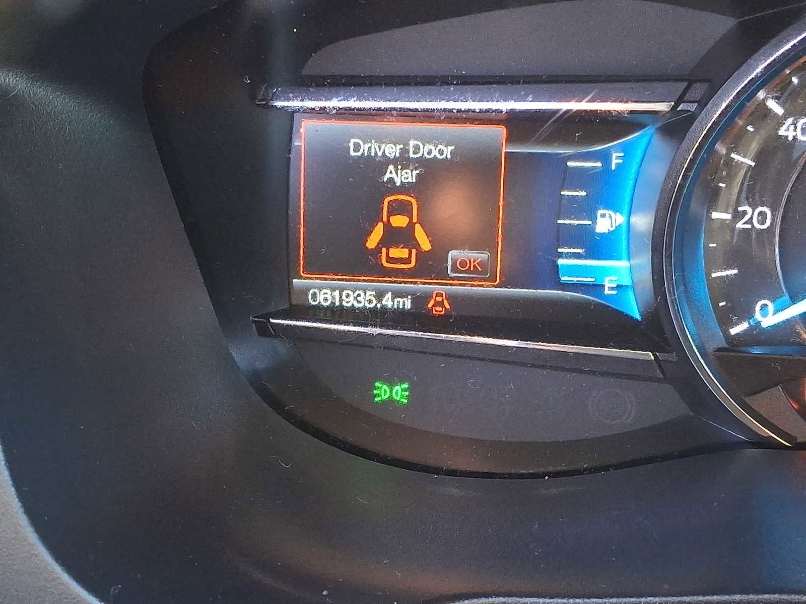 Certified 2019 Ford Explorer XLT w/ Equipment Group 202A image 22