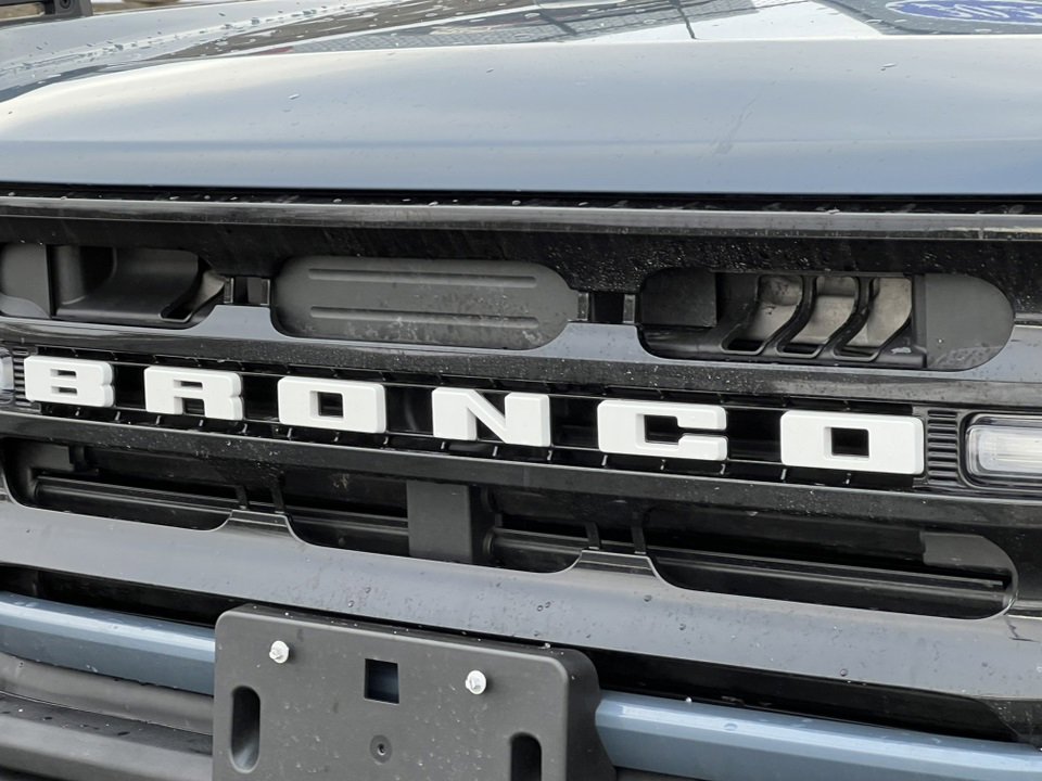 Certified 2023 Ford Bronco Outer Banks w/ Sasquatch Package image 36
