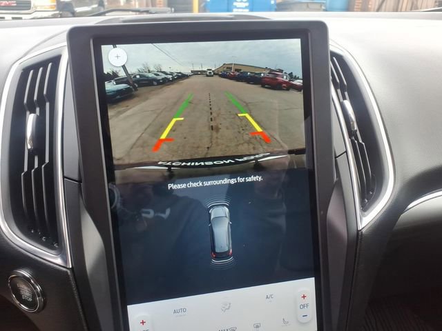 Certified 2024 Ford Edge Titanium image 20