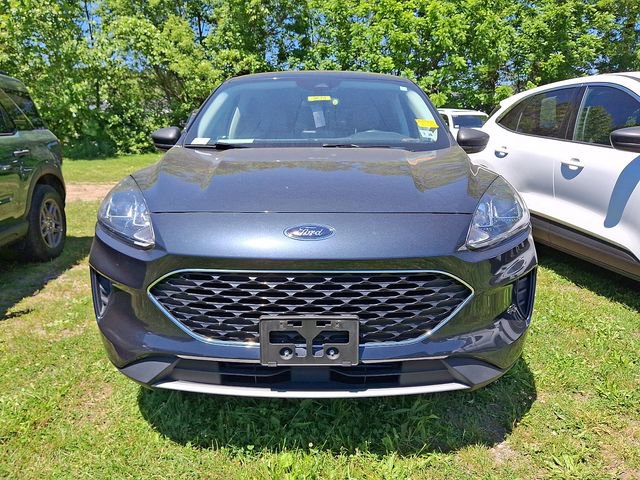 Certified 2022 Ford Escape SE w/ Convenience Package AWD/4WD image 2