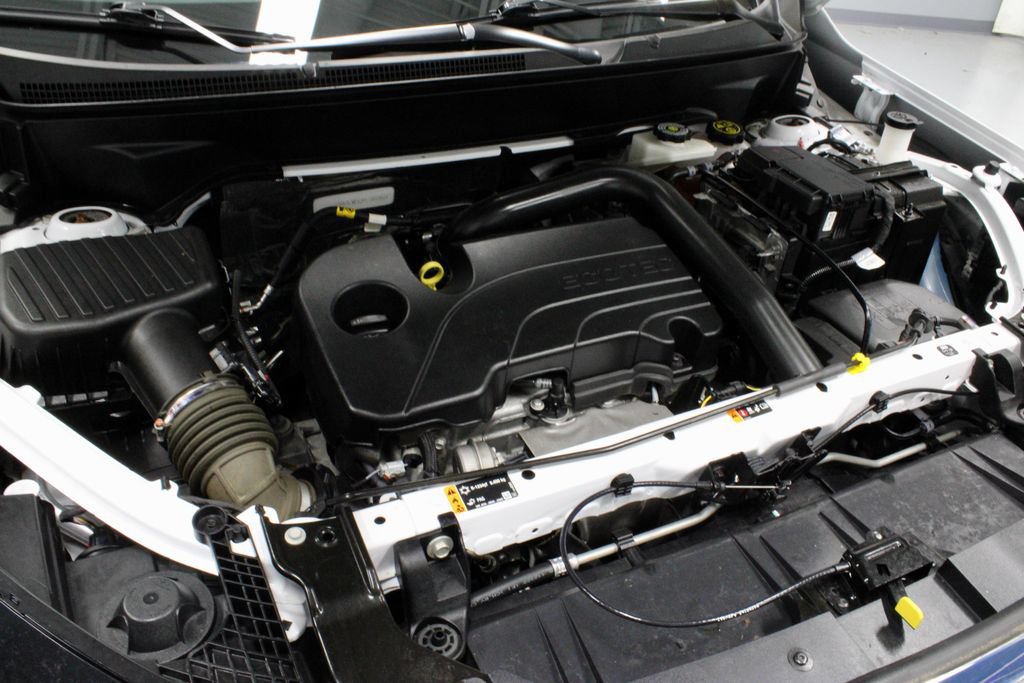 Used 2023 GMC Terrain SLE FWD image 15