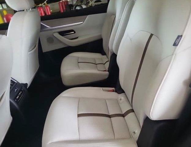 Used 2024 MAZDA CX-90 Plug-In Hybrid w/ Premium Plus AWD/4WD image 8