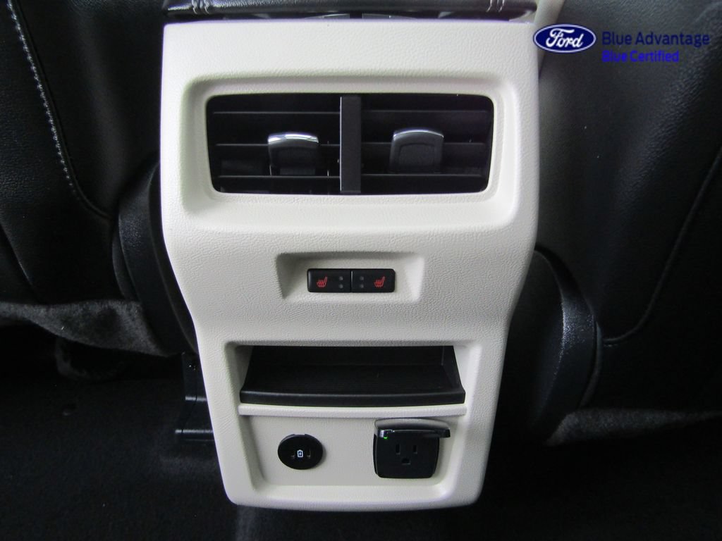 Certified 2024 Ford Edge Titanium w/ Equipment Group 301A AWD/4WD image 23