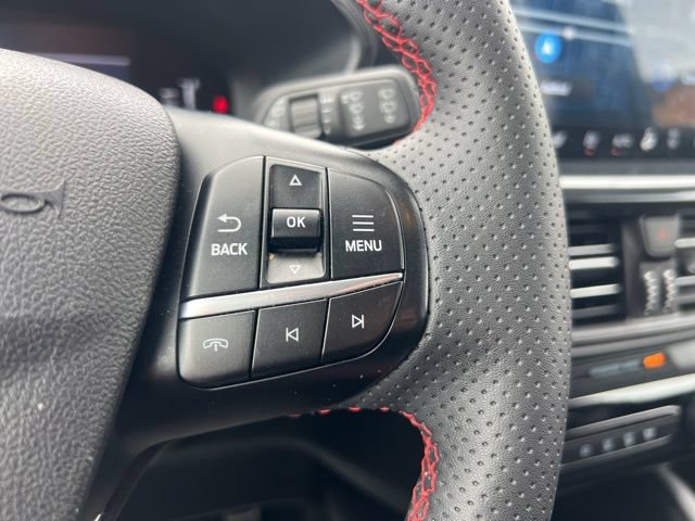 Certified 2023 Ford Escape ST-Line Select w/ Tech Pack #1 AWD/4WD image 10