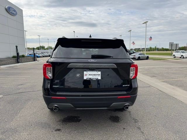 Certified 2023 Ford Explorer XLT w/ Equipment Group 202A AWD/4WD image 39