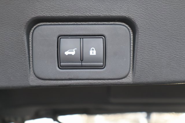 Used 2024 Nissan Rogue SV image 22