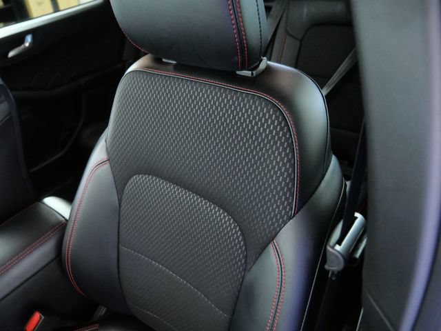 Certified 2023 Ford Escape ST-Line w/ Tech Pack #1 FWD image 15