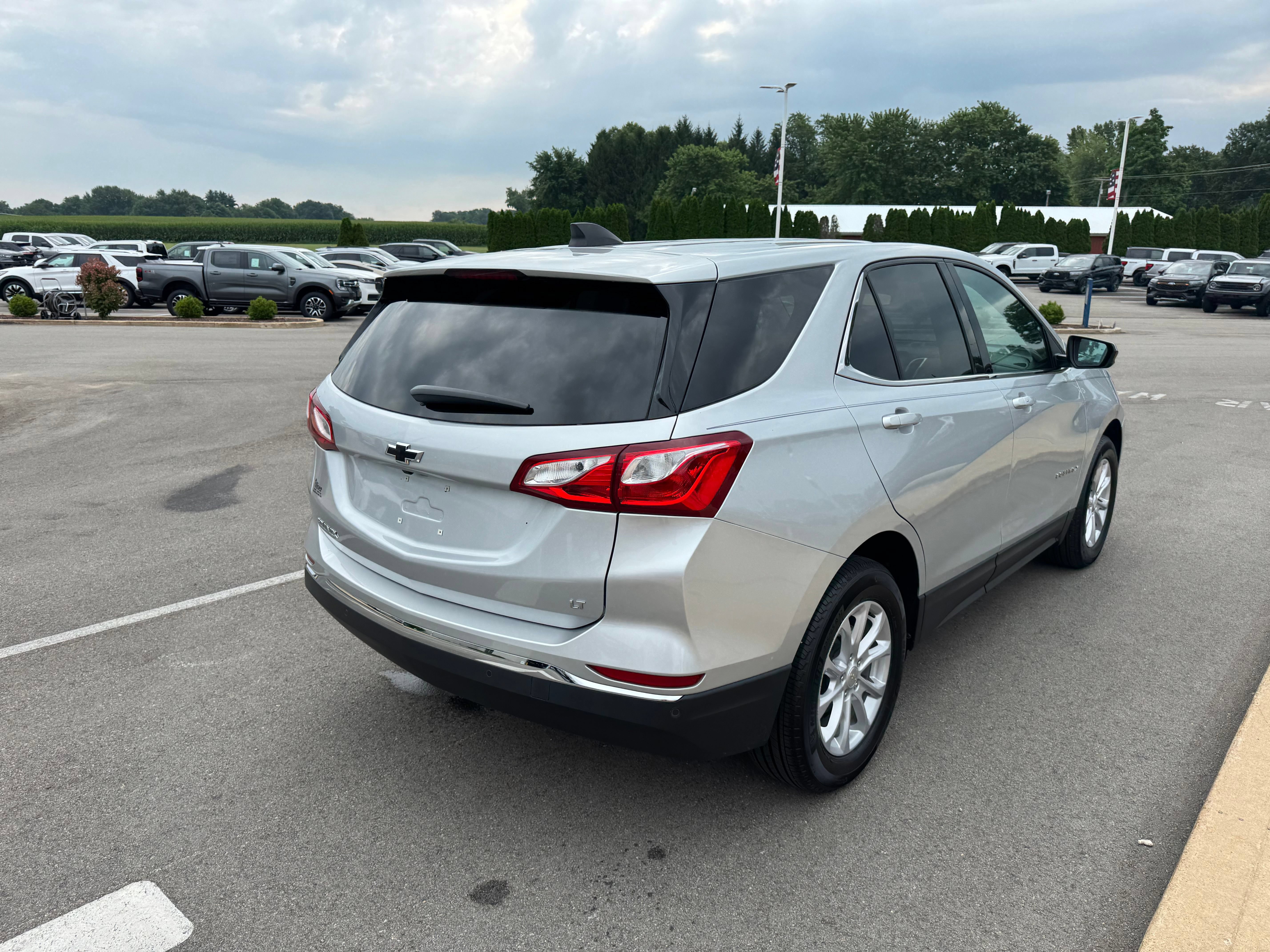 Used 2020 Chevrolet Equinox LT FWD image 7