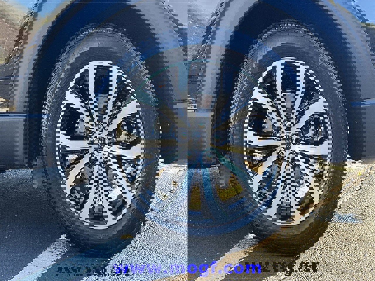 Certified 2025 Ford Explorer ST-Line w/ Premium Package image 33