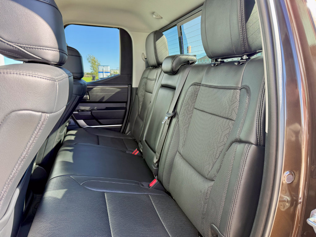 Used 2023 Toyota Tundra Limited AWD/4WD image 12
