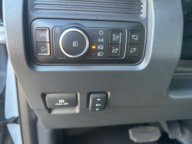 Certified 2025 Ford F250 Lariat w/ Black Appearance Package image 16