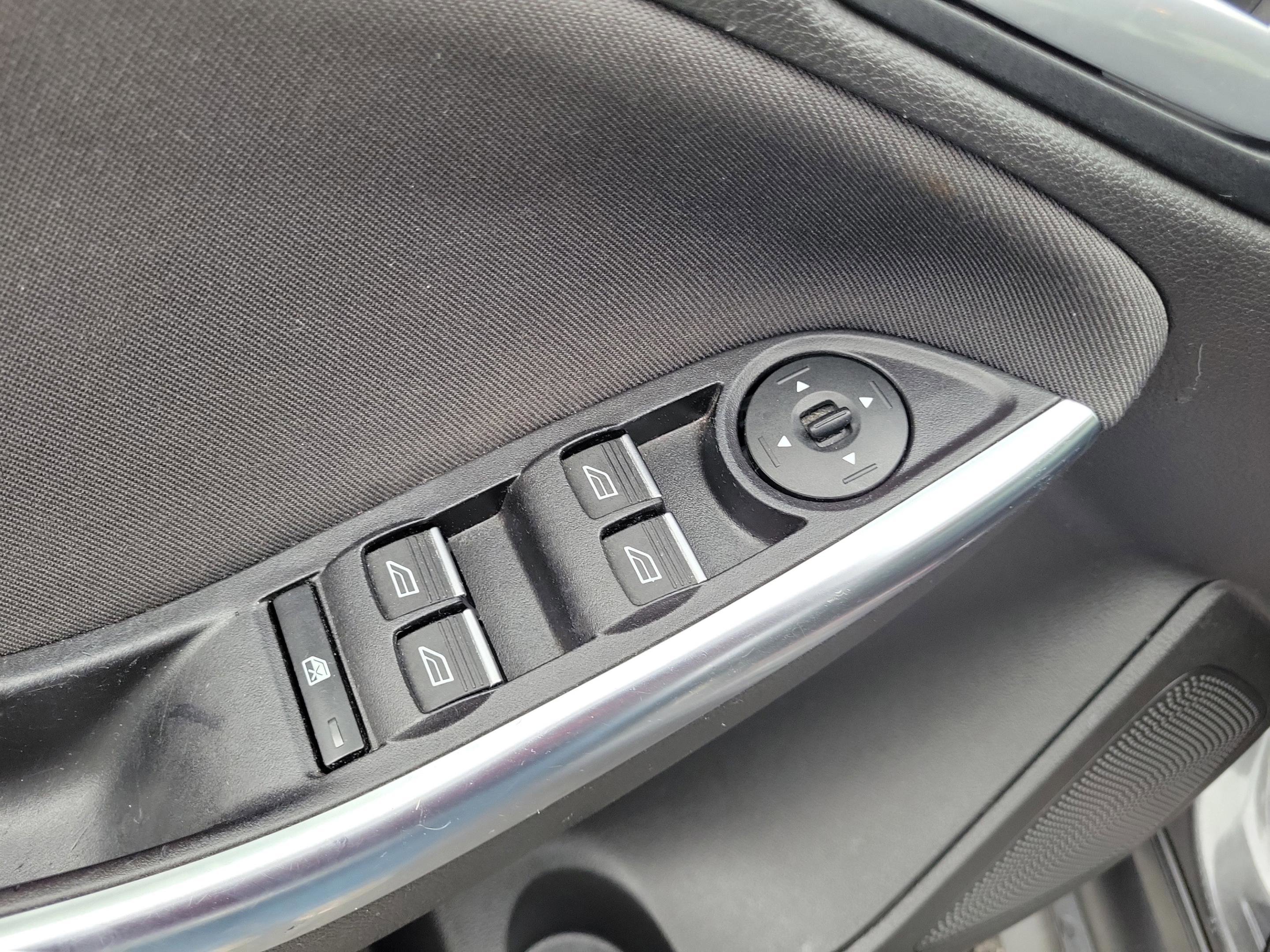 Certified 2018 Ford Focus ST image 18