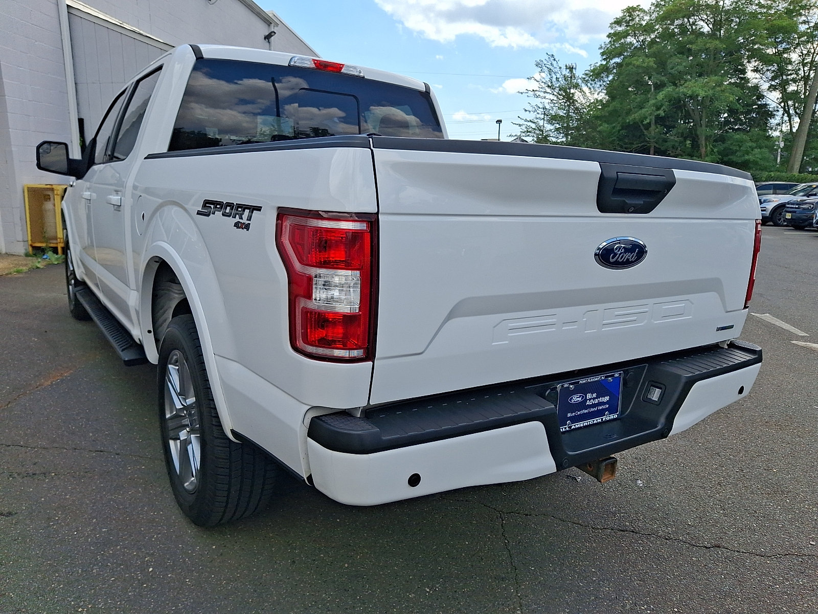 Certified 2019 Ford F150 XLT w/ Equipment Group 302A Luxury AWD/4WD image 8