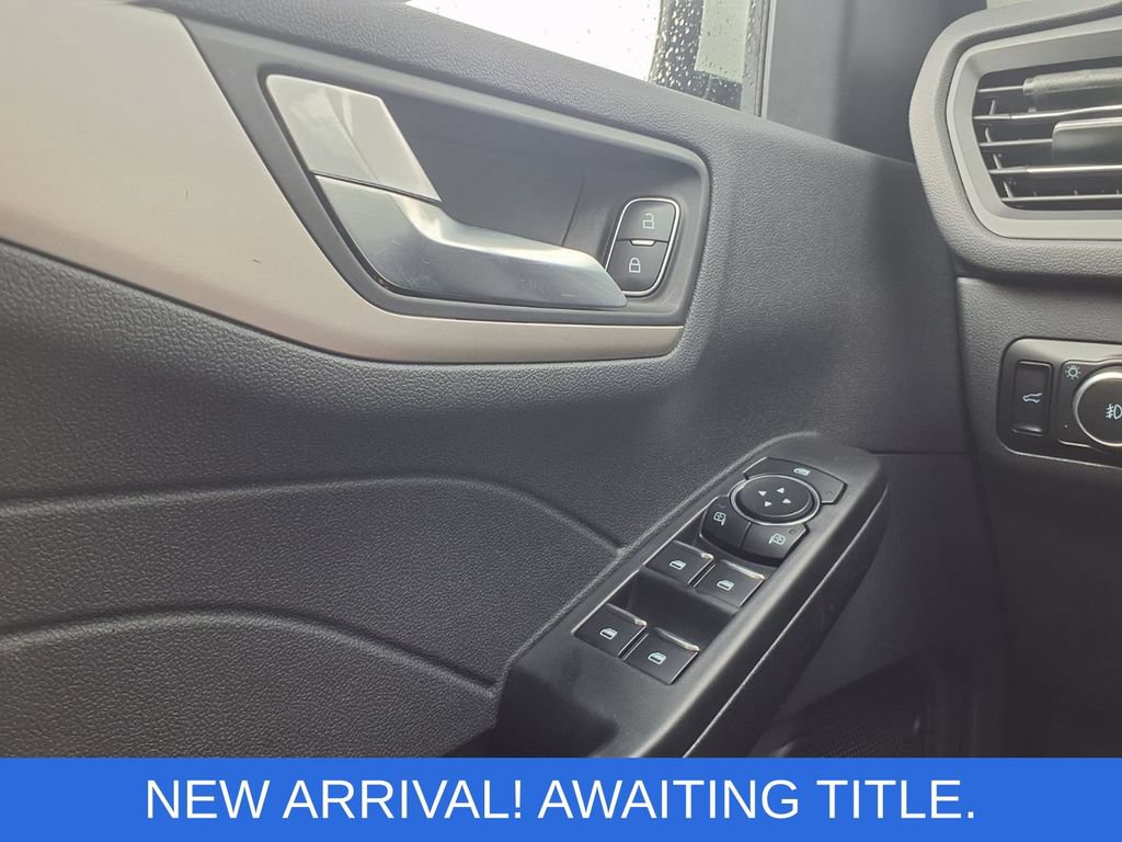 Certified 2022 Ford Escape SEL AWD/4WD image 19