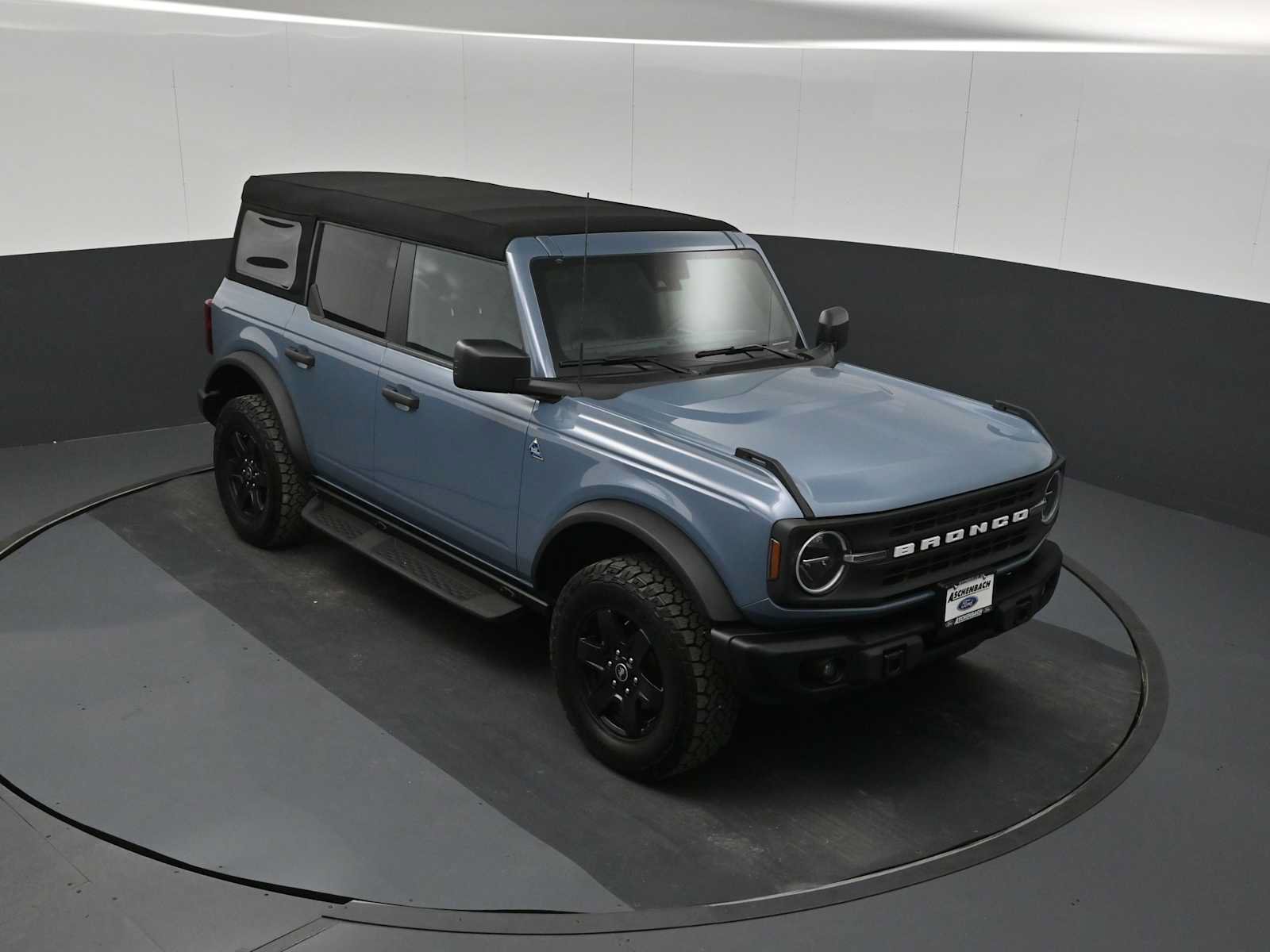 Certified 2024 Ford Bronco Black Diamond AWD/4WD image 23