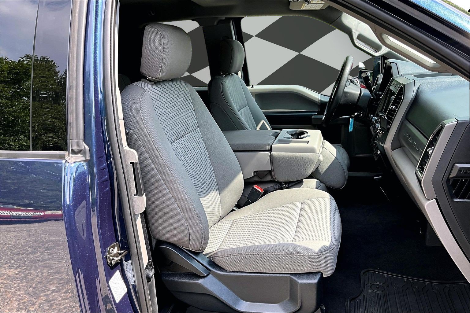 Certified 2020 Ford F350 XLT w/ XLT Value Package AWD/4WD image 7