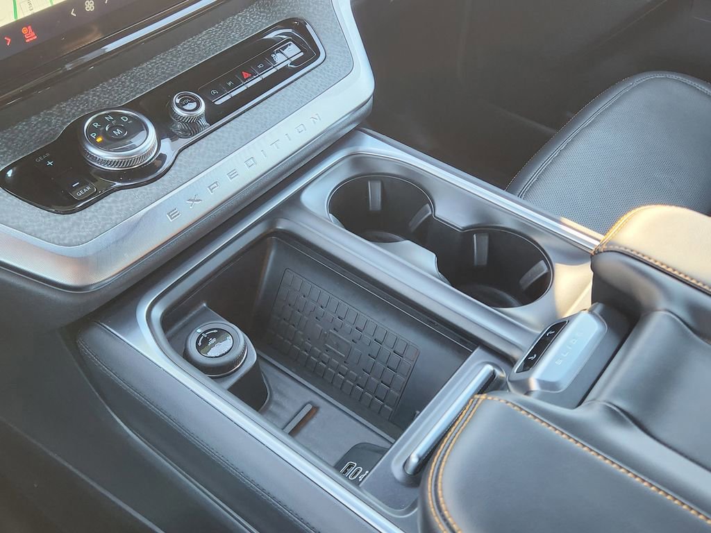 Certified 2025 Ford Expedition Tremor image 31