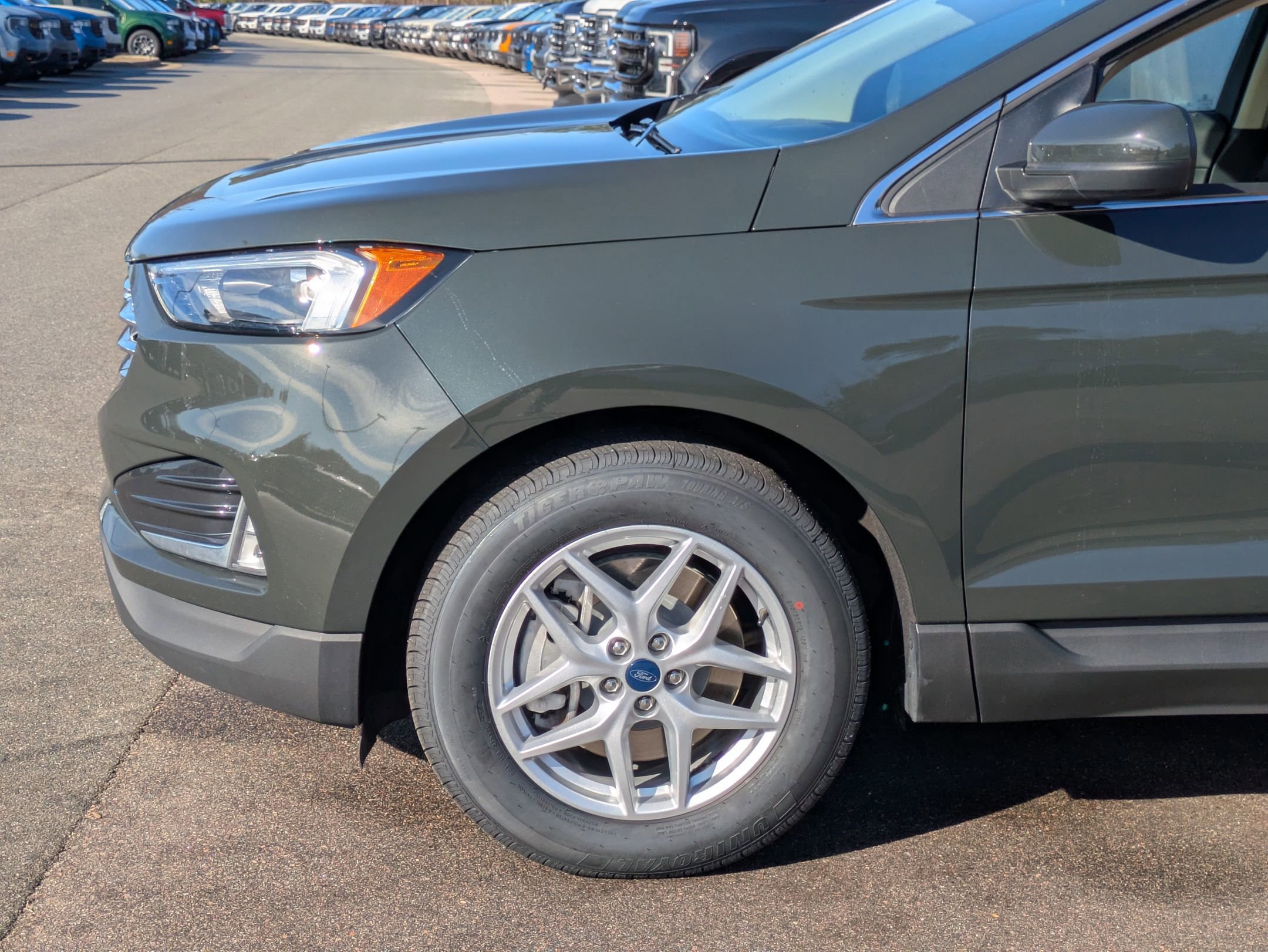 Certified 2022 Ford Edge SEL w/ Convenience Package image 11