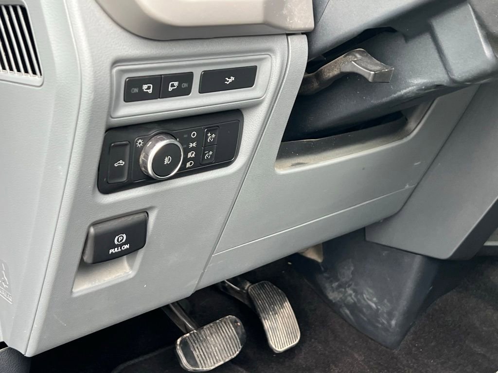 Certified 2022 Ford F150 XLT w/ Equipment Group 302A High image 89