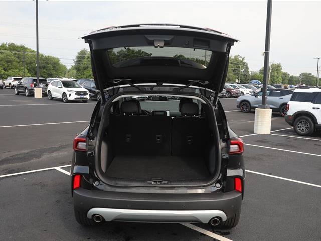 Certified 2024 Ford Escape Platinum AWD/4WD image 13