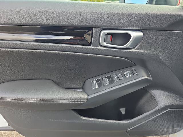 Used 2023 Honda Civic EX-L image 16