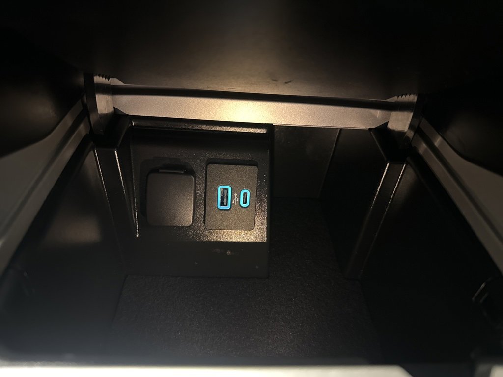 Certified 2023 Ford Explorer XLT w/ Equipment Group 202A image 36