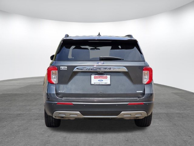 Certified 2020 Ford Explorer XLT w/ Equipment Group 202A RWD image 5