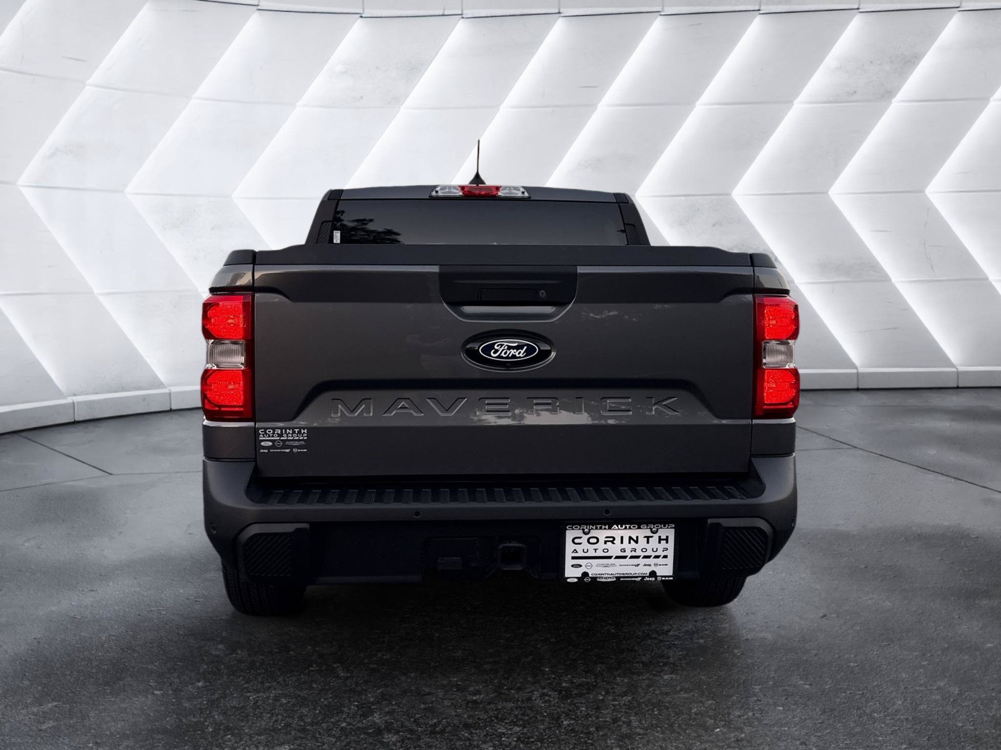 Certified 2025 Ford Maverick XLT w/ XLT Luxury Package FWD image 6
