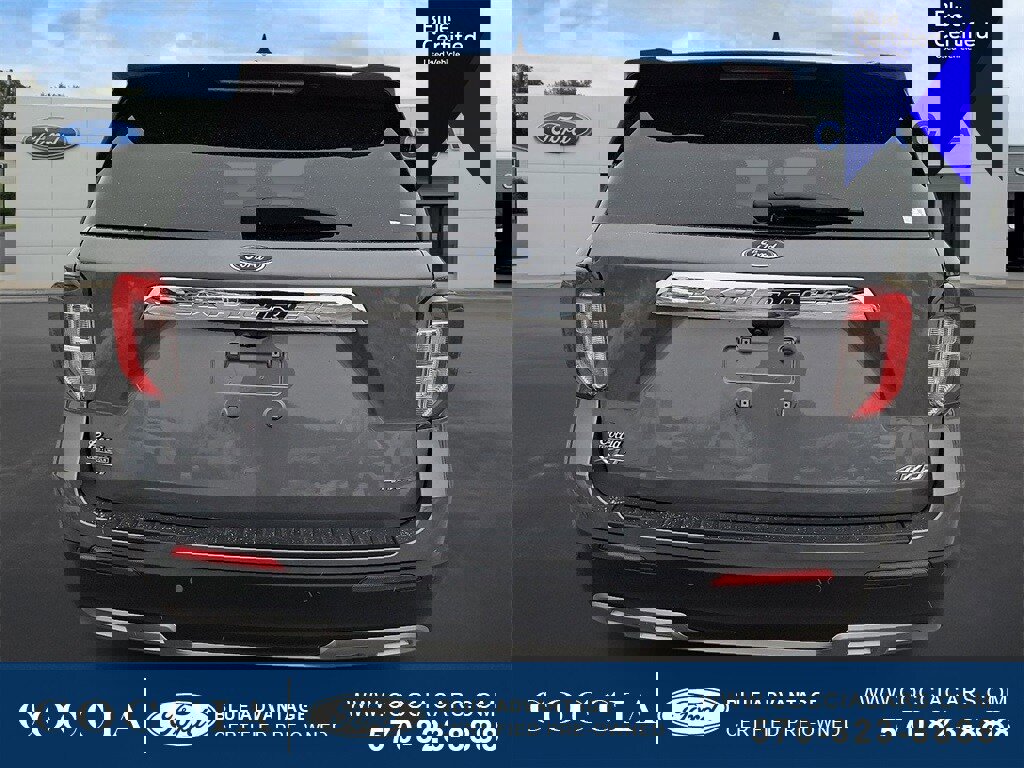 Certified 2022 Ford Explorer XLT w/ Equipment Group 202A image 4