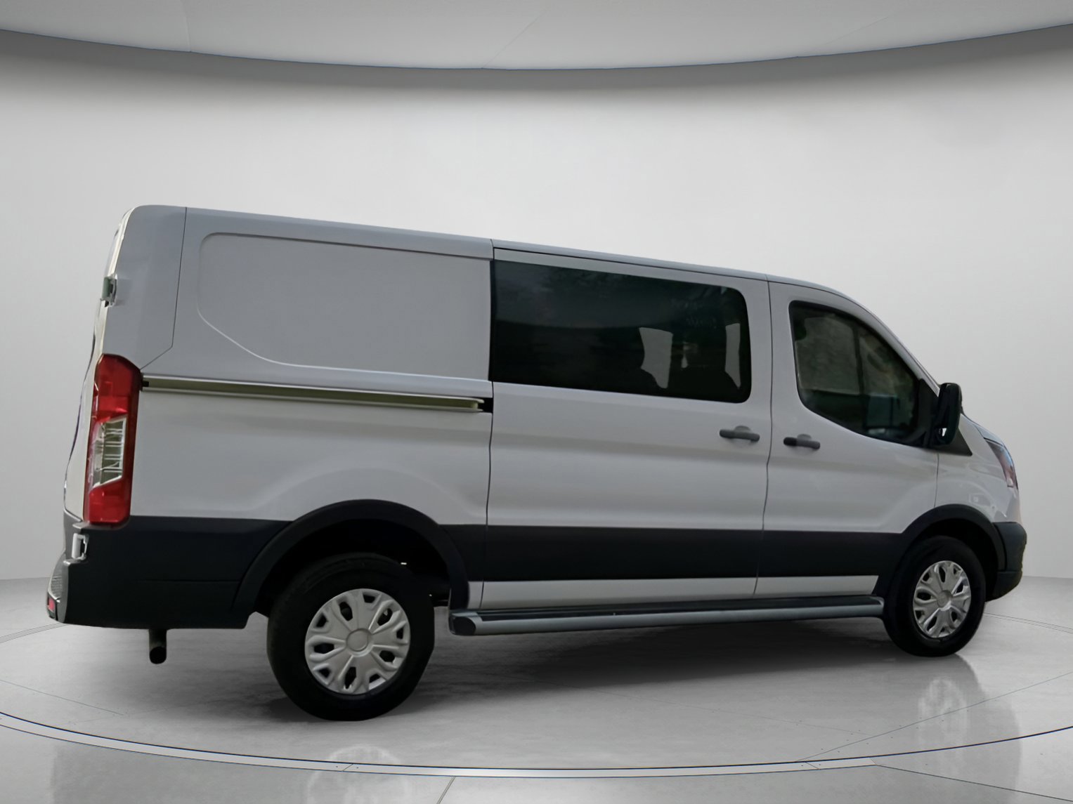 Certified 2024 Ford Transit 250 w/ Exterior Upgrade Package image 22
