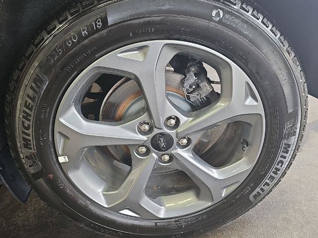 Certified 2025 Ford Escape ST-Line AWD/4WD image 29
