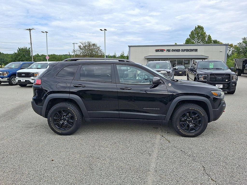 Used 2020 Jeep Cherokee Trailhawk AWD/4WD image 26