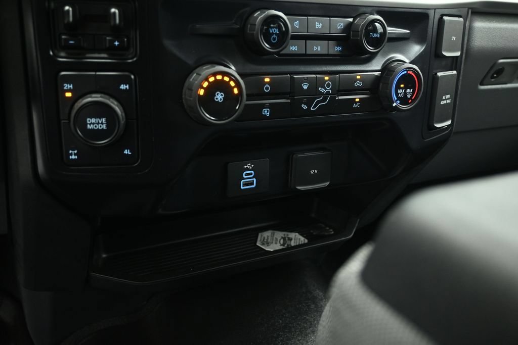 Certified 2024 Ford F250 XL w/ STX Appearance Package AWD/4WD image 16