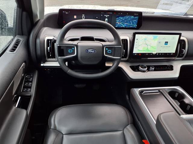 Certified 2025 Ford Expedition Max Active AWD/4WD image 7