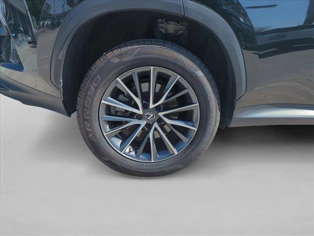 Used 2023 Lexus NX 250 FWD w/ Towing Package (2000 Lbs) image 29