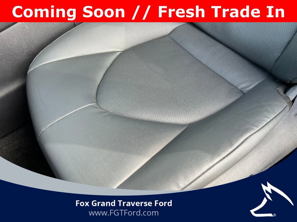 Used 2025 Toyota Grand Highlander AWD image 16