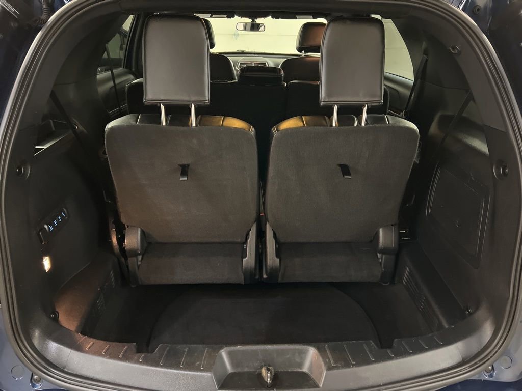 Certified 2017 Ford Explorer Limited FWD image 30