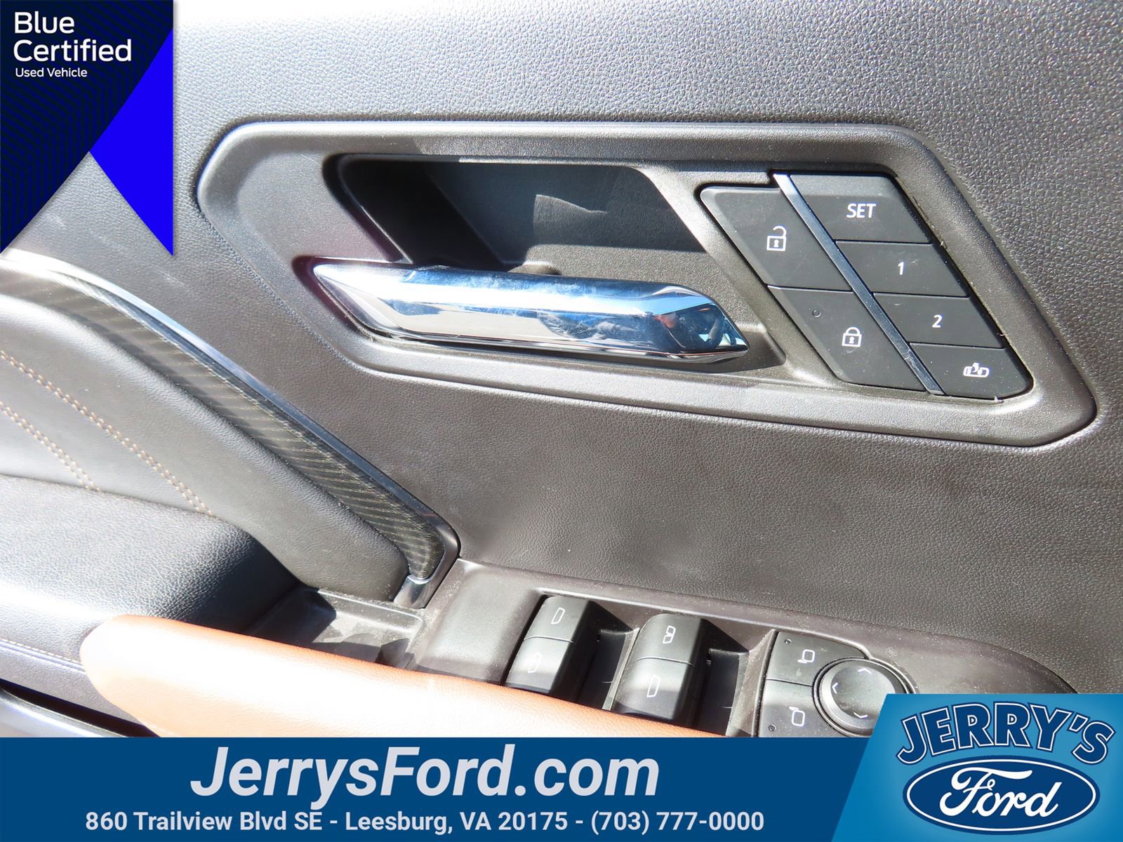 Used 2023 GMC Canyon AT4 w/ AT4 Premium Package AWD/4WD image 14