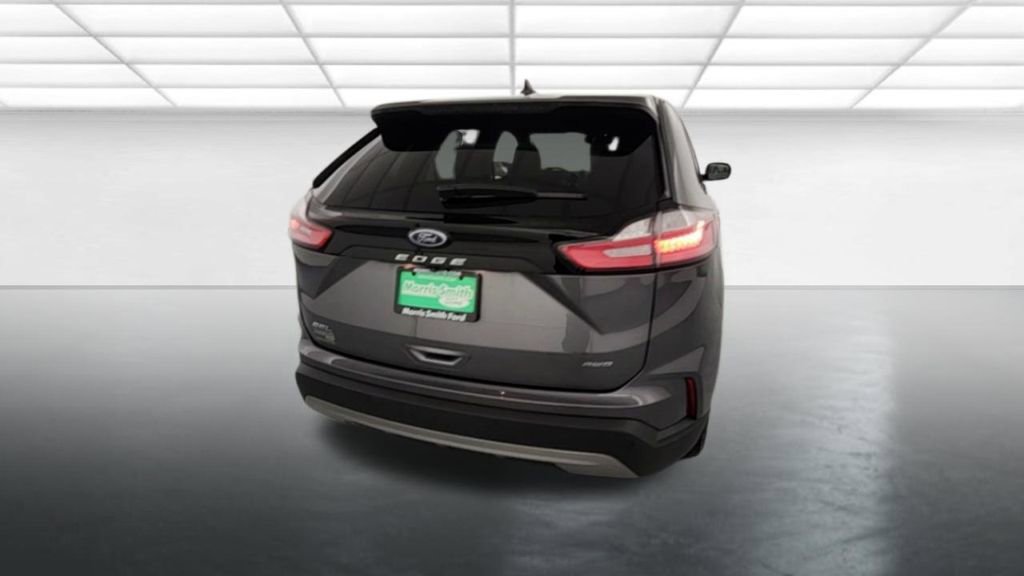 Certified 2023 Ford Edge SEL image 7