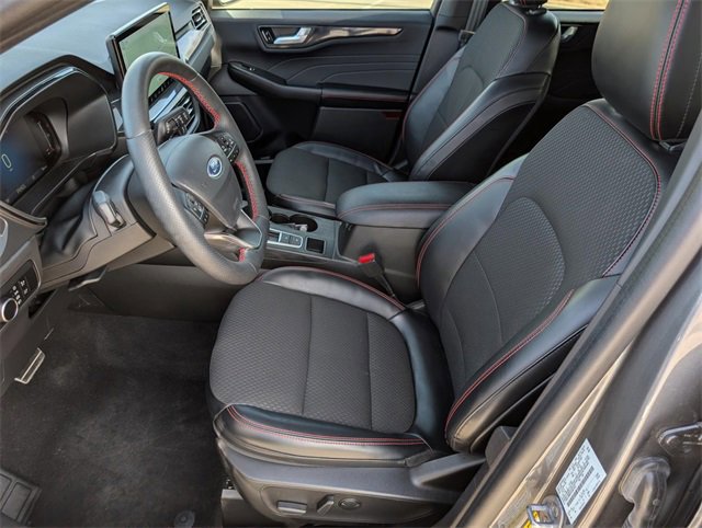 Certified 2023 Ford Escape ST-Line w/ Tech Pack #1 image 26