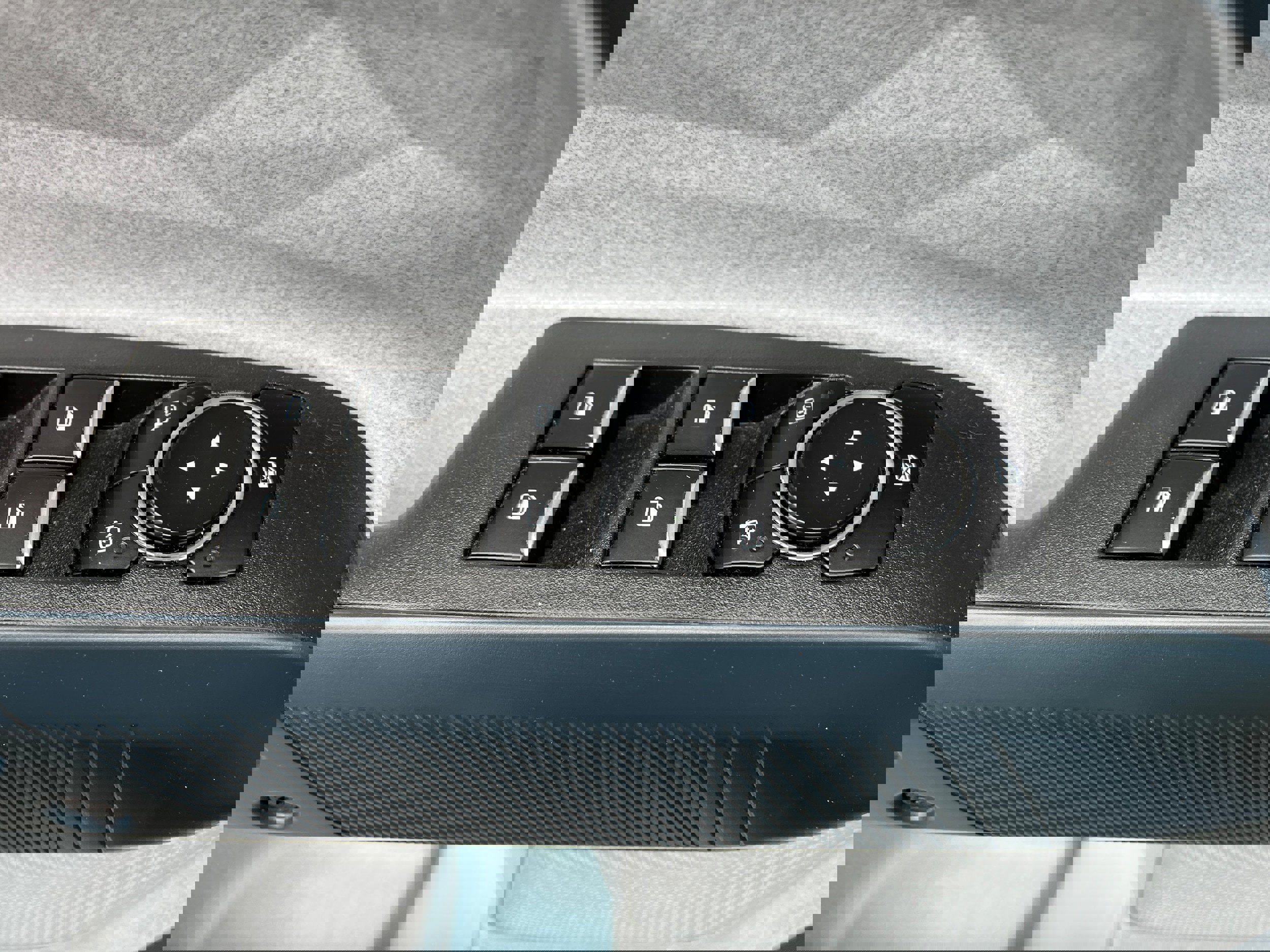 Certified 2022 Ford Maverick XLT image 18