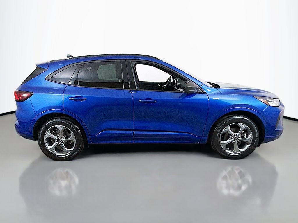 Certified 2023 Ford Escape ST-Line image 12