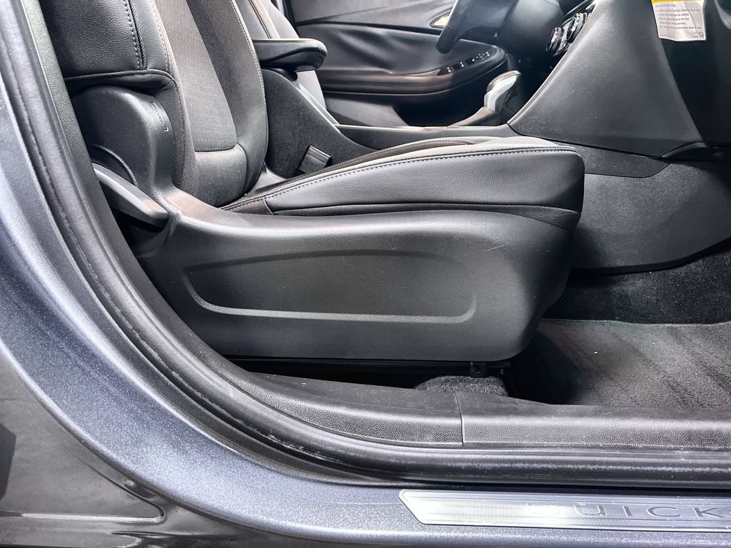 Used 2021 Buick Encore GX Preferred FWD image 28