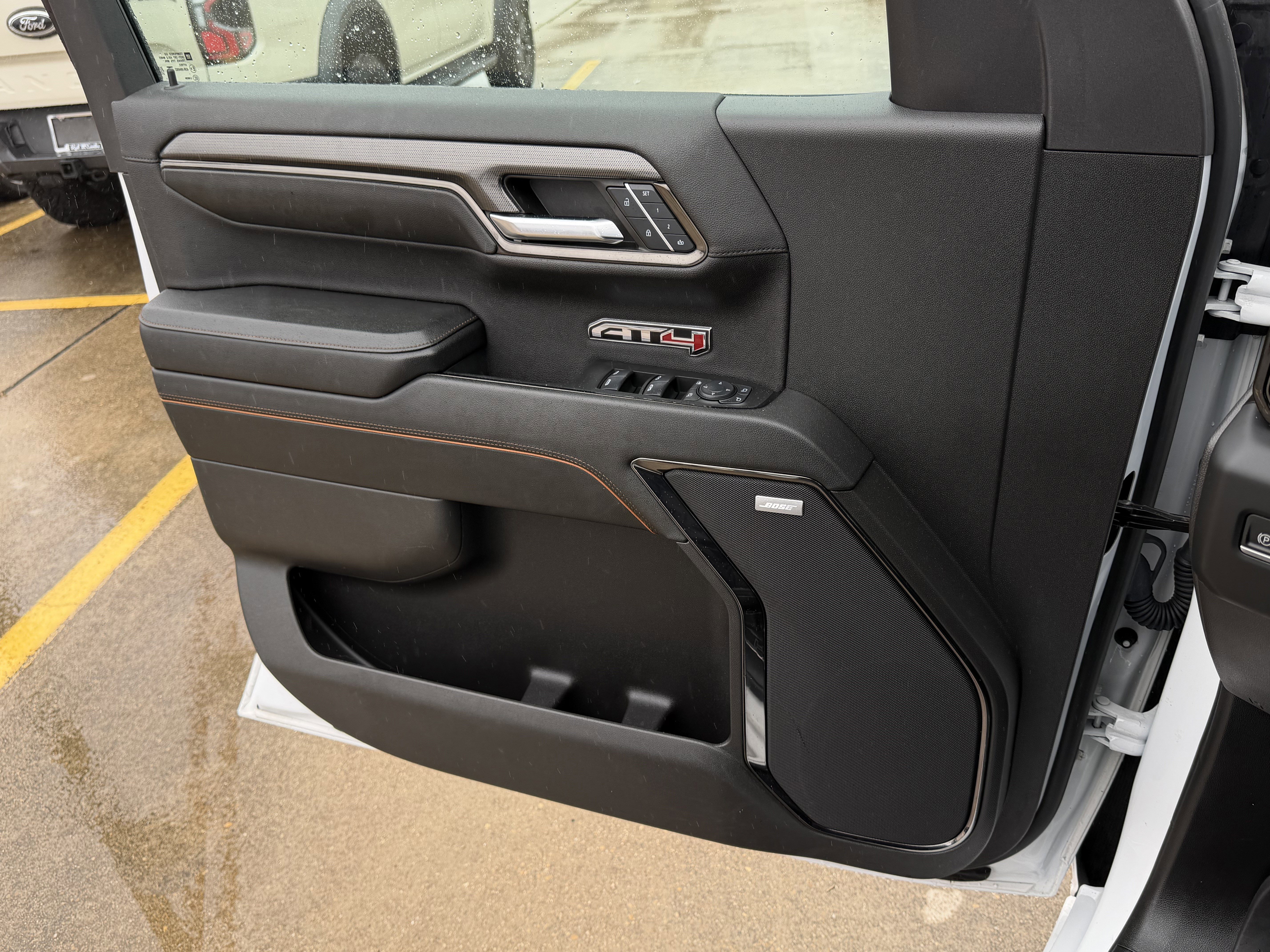 Used 2024 GMC Sierra 1500 AT4 w/ Technology Package image 26