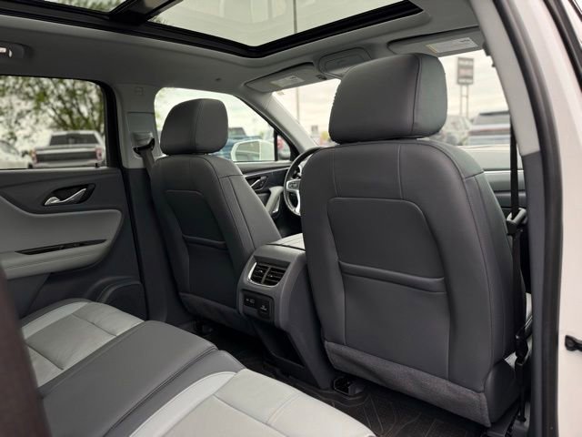 Used 2020 Chevrolet Blazer LT w/ Sound & Technology Package FWD image 23