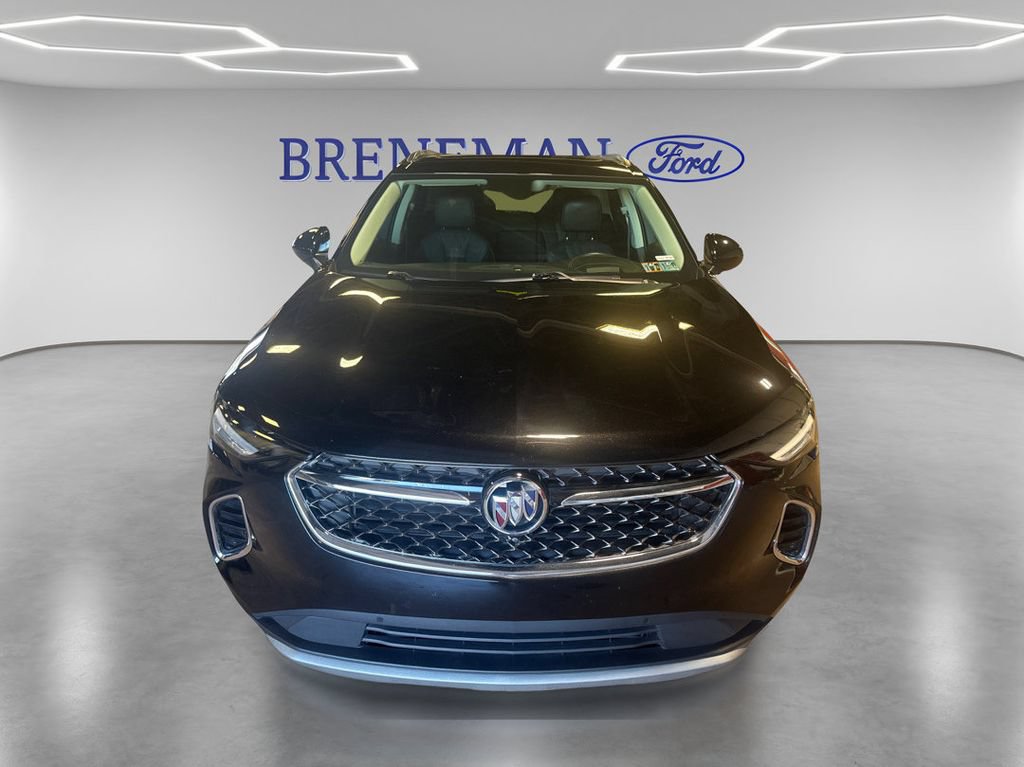 Used 2022 Buick Envision Avenir w/ Technology Package II AWD/4WD image 2