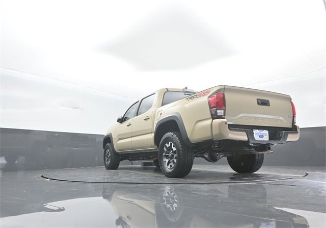 Used 2019 Toyota Tacoma TRD Off-Road image 30