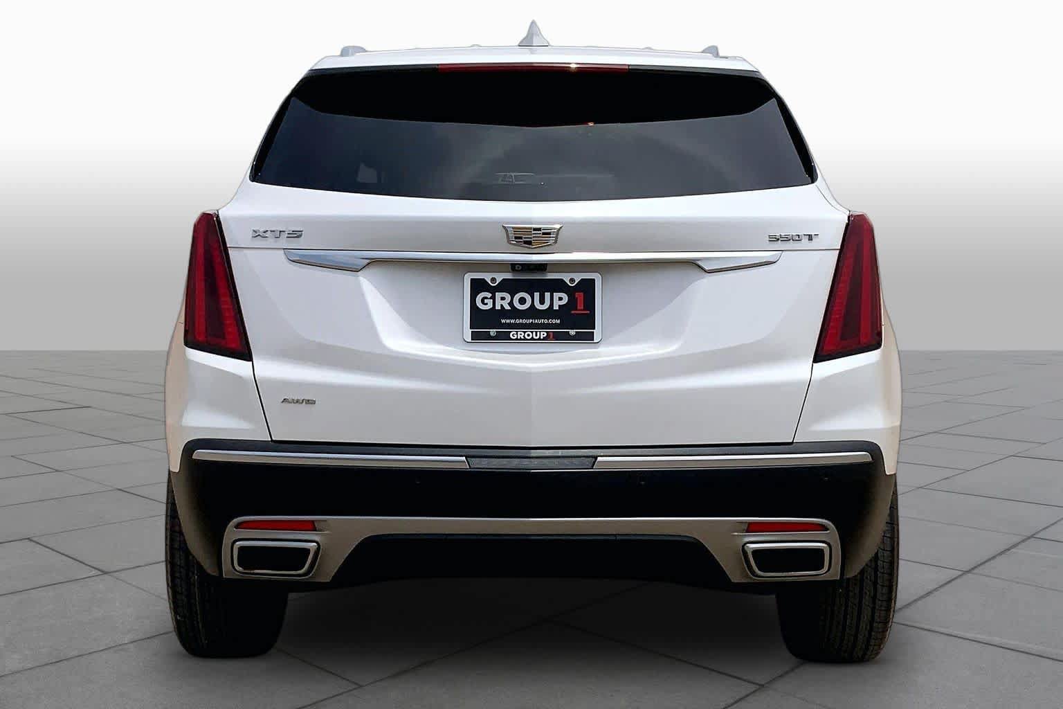 Used 2021 Cadillac XT5 Premium Luxury AWD/4WD image 5