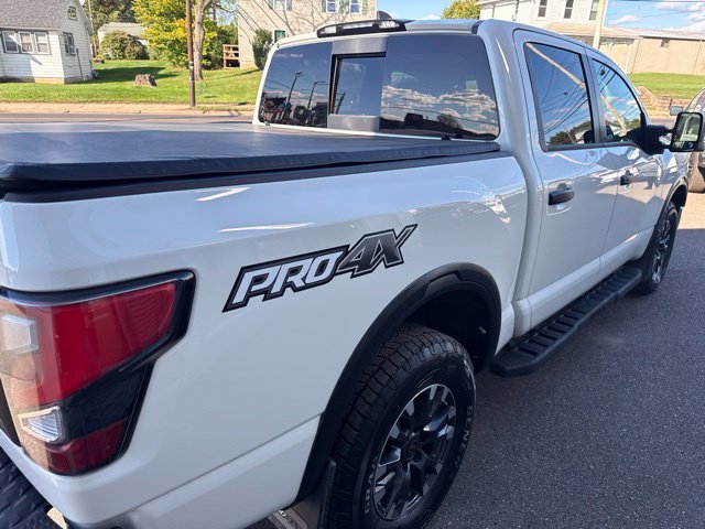 Used 2024 Nissan Titan PRO-4X w/ Pro-4x Convenience Package AWD/4WD image 6